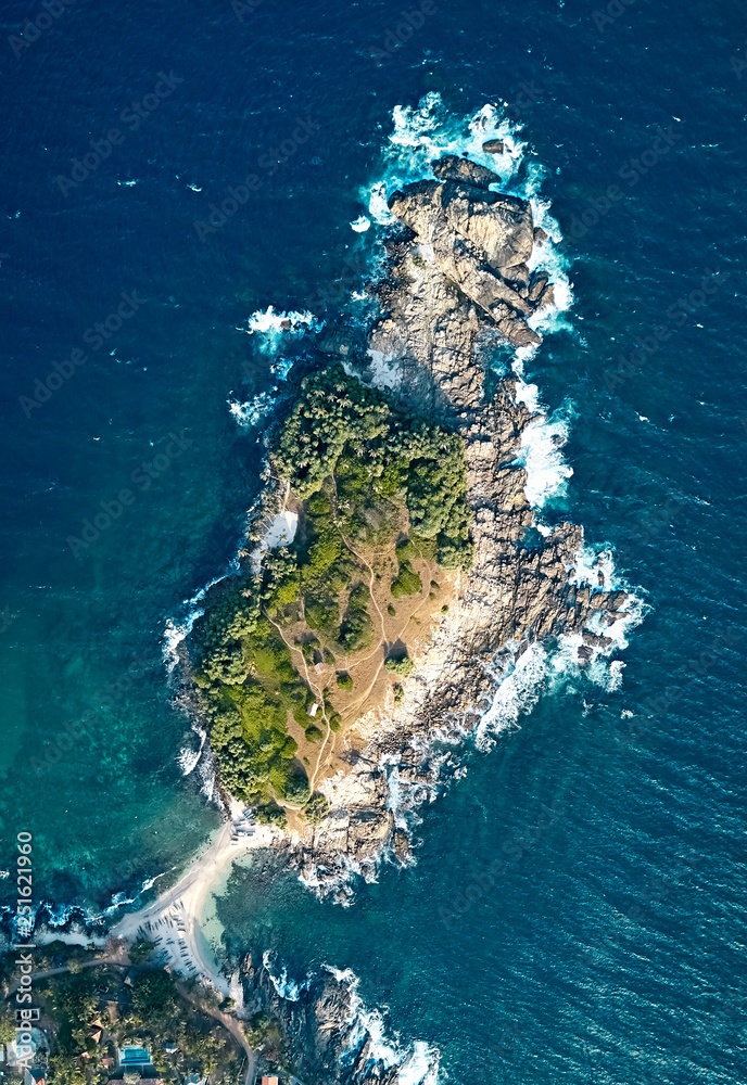 Nilwella & Blue Beach Island — view 3